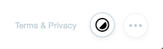 Imagen del botón de modo oscuro. Es un icono circular, dividido por la mitad, con una mitad rellena de negro y otra de blanco.
